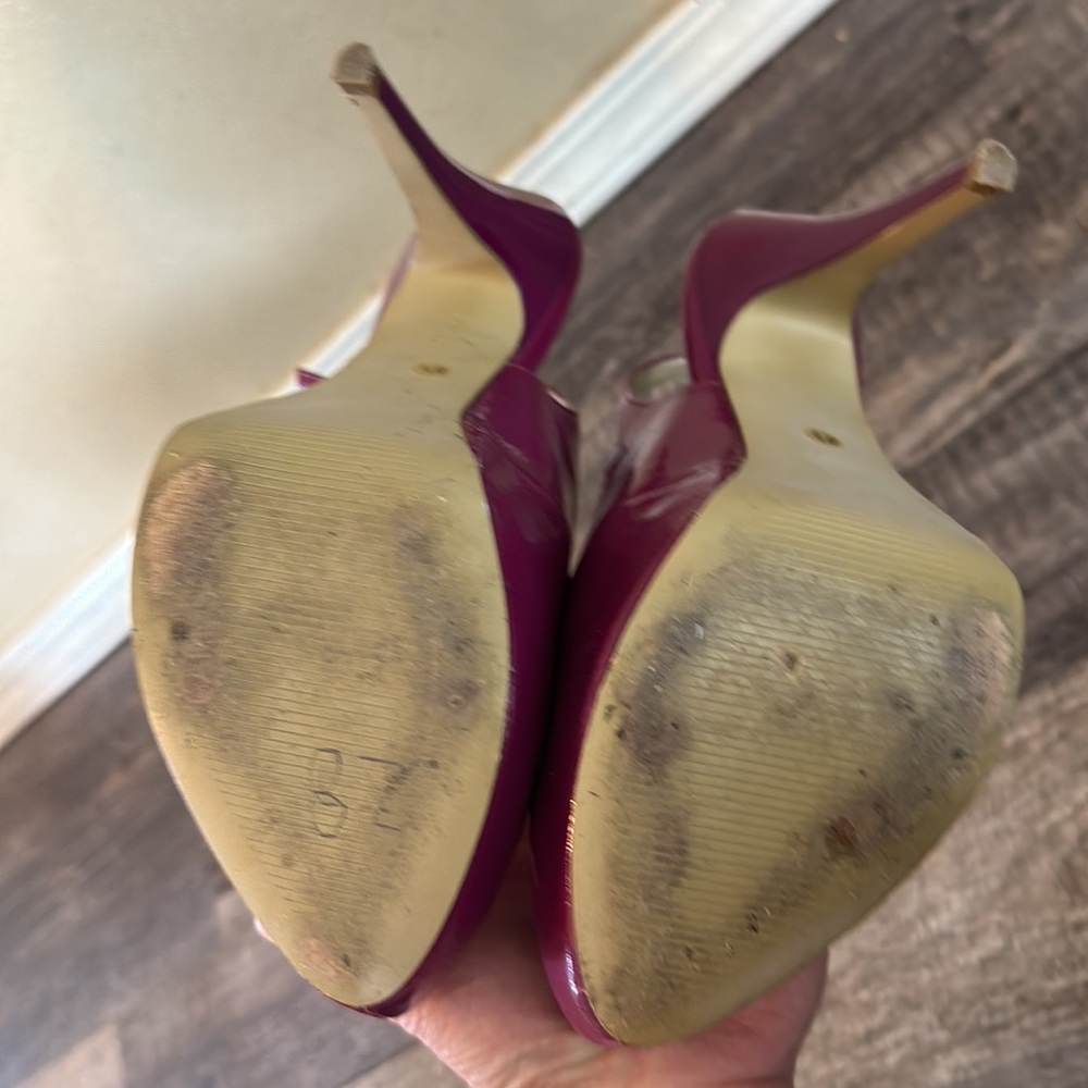 Fun Amaranth Magenta Color Heels! - image 5